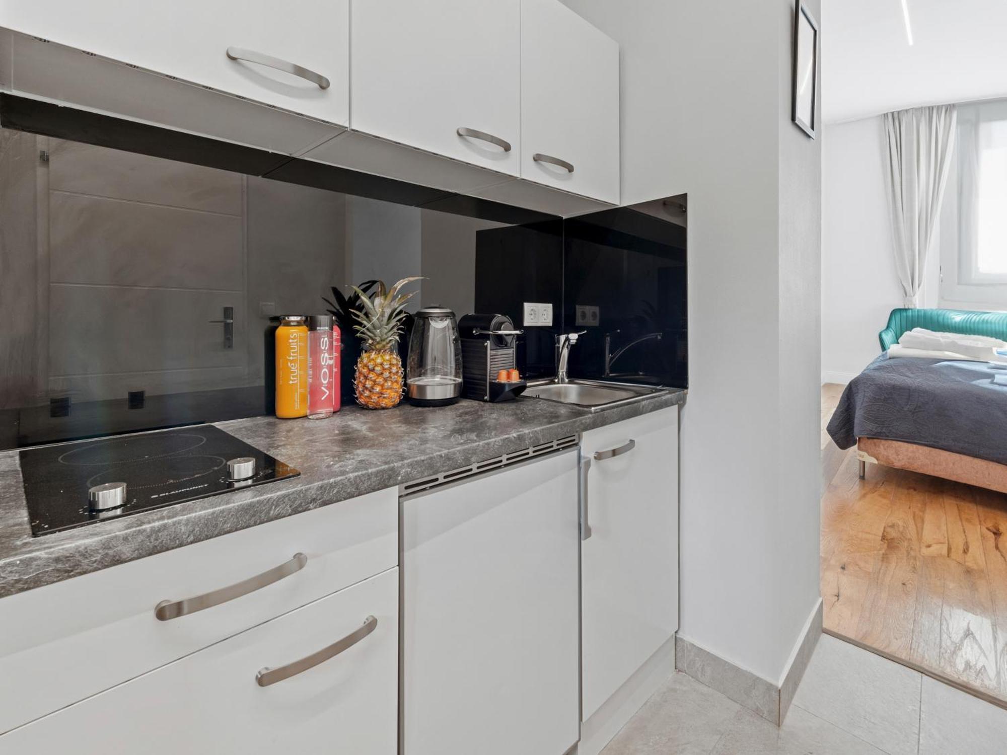 Sky9 District 17 Apartament *