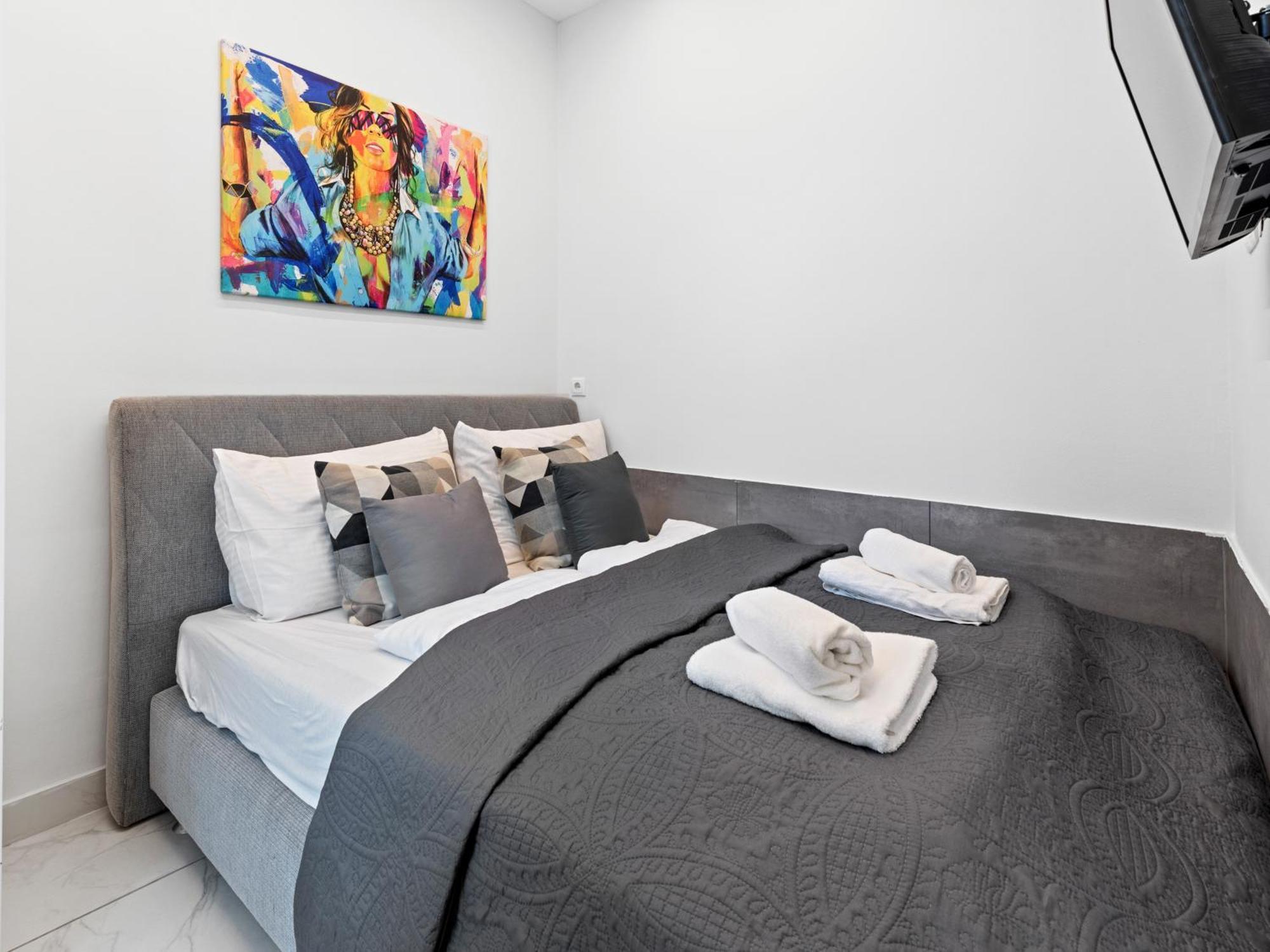 Apartament Sky9 District 17 *